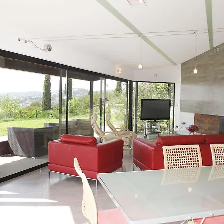 בית נופש Baie De Bandol By Interhome *