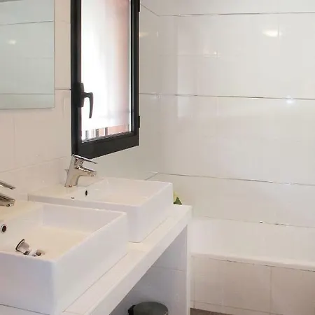 בית נופש Baie De Bandol By Interhome סנרי-סור-מר